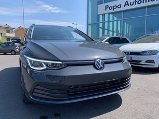 VOLKSWAGEN Golf Variant 1.0 eTSI EVO DSG Life