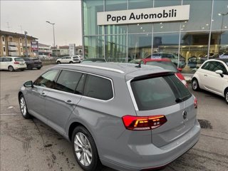 VOLKSWAGEN Passat Variant 2.0 TDI SCR EVO Business