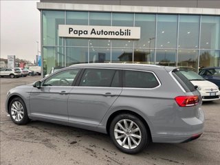 VOLKSWAGEN Passat Variant 2.0 TDI SCR EVO Business