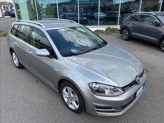 VOLKSWAGEN Golf Variant 1.4 TGI DSG Executive BlueMotion