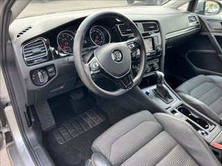 VOLKSWAGEN Golf Variant 1.4 TGI DSG Executive BlueMotion
