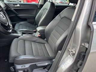 VOLKSWAGEN Golf Variant 1.4 TGI DSG Executive BlueMotion
