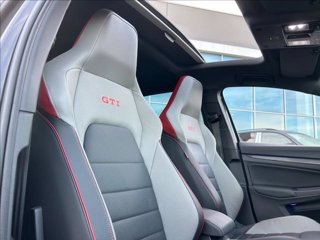 VOLKSWAGEN Golf 2.0 TSI GTI DSG
