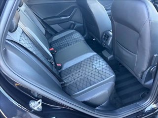 VOLKSWAGEN T-Roc 1.5 eTSI ACT 150 CV DSG R-Line