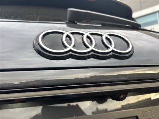 AUDI Q3 e-hybrid 200 kW S tronic Business Advanced