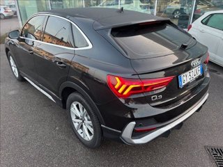 AUDI Q3 SPB 35 TDI S tronic S line edition