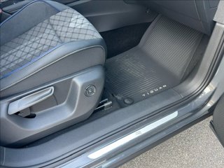 VOLKSWAGEN Tiguan 2.0 TDI 150 CV DSG R-Line Plus