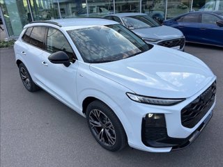AUDI Q3 TFSI 110 kW mHEV S tronic S Line edition