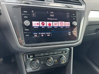 VOLKSWAGEN Tiguan 2.0 TDI SCR Business BlueMotion Technology