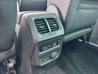VOLKSWAGEN Tiguan 2.0 TDI SCR Business BlueMotion Technology