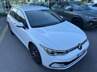 VOLKSWAGEN Golf 1.0 eTSI EVO DSG Life