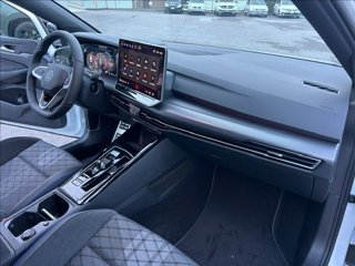 VOLKSWAGEN Golf 1.5 eTSI 150 CV ACT DSG R-Line Plus