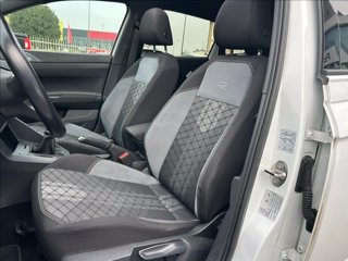 VOLKSWAGEN Taigo 1.0 TSI 110 CV R-Line