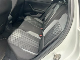 VOLKSWAGEN Taigo 1.0 TSI 110 CV R-Line